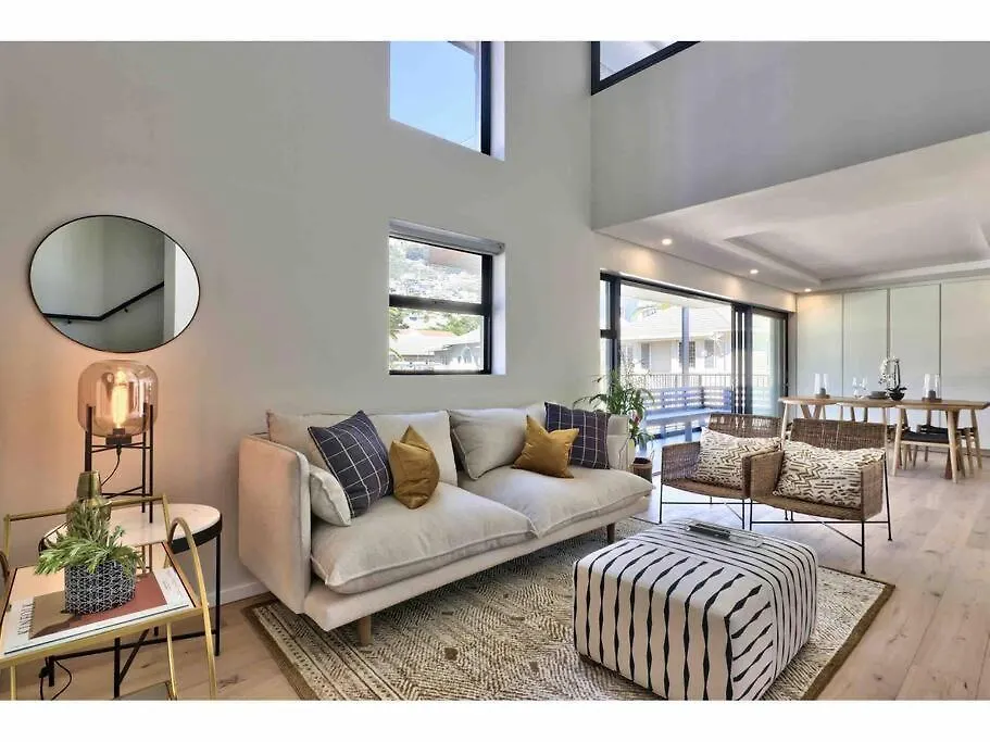 Beautiful Space With Views Of Lions Head Cape Town 0*,  South Africa
